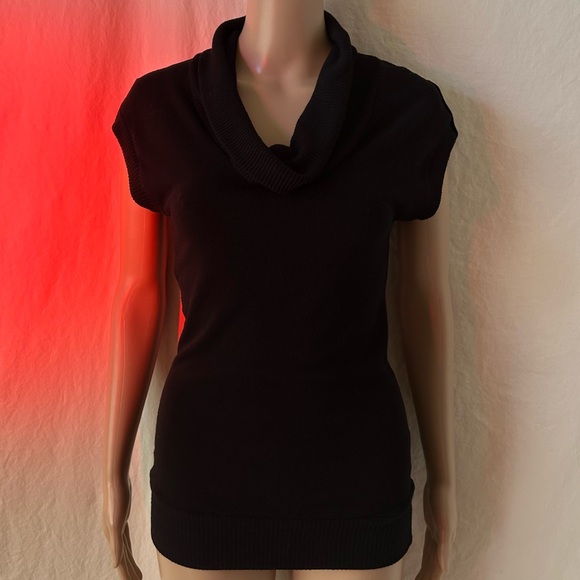 TIMING Y2K Sweater Top - Picture 3 of 6